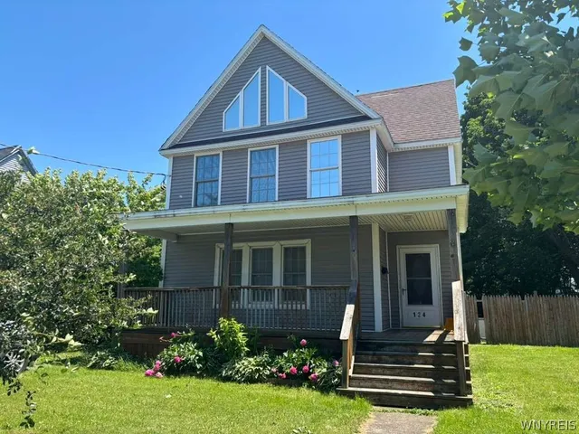 124 Central St, Watertown, NY 13601