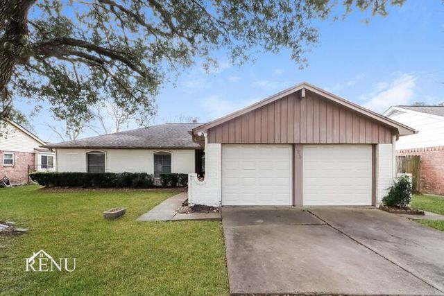 16210 Forest Bend Ave, Friendswood, TX 77546