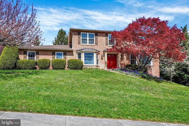 3740 Compton Ln, York, PA 17402