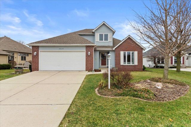 6629 Chesapeake ROAD, Racine, WI 53406