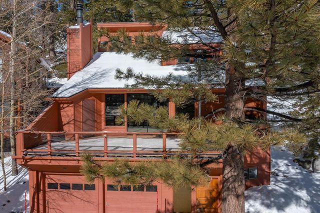 1658 Forest Ln, Mammoth Lakes, CA 93546