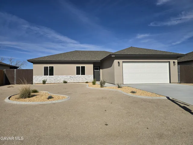 21241 Calhoun Ct, California City, CA 93505