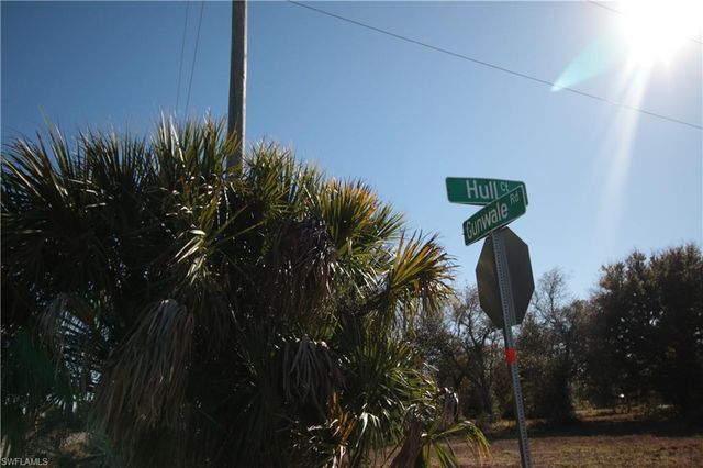 1 Hull CT, Placida, FL 33946