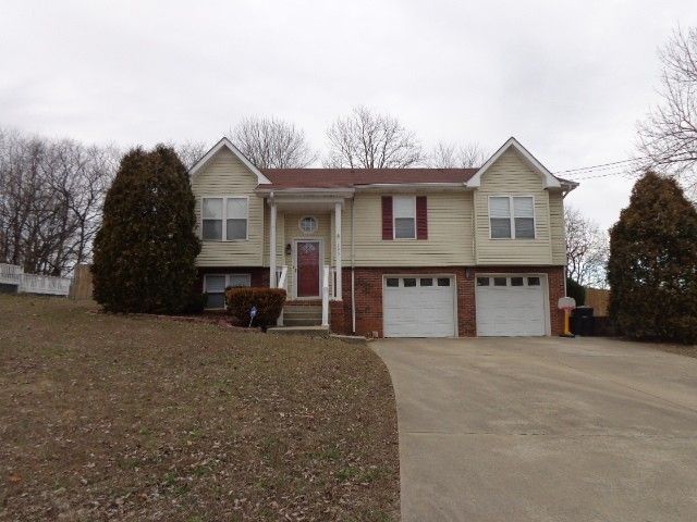 793 Leigh Ann Dr, Clarksville, TN 37042 | Trulia