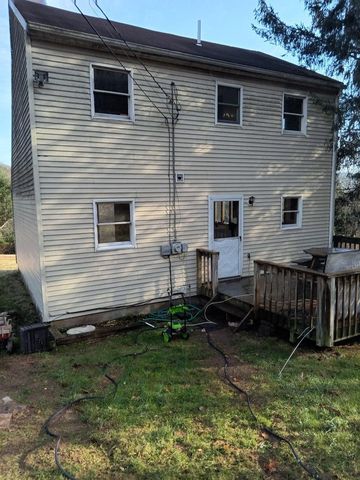 Address Not Disclosed, Honesdale, PA 18431