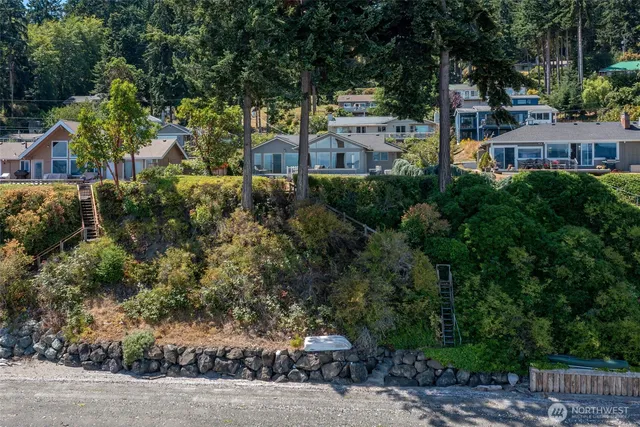 344 Marine Drive, Coupeville, WA 98239