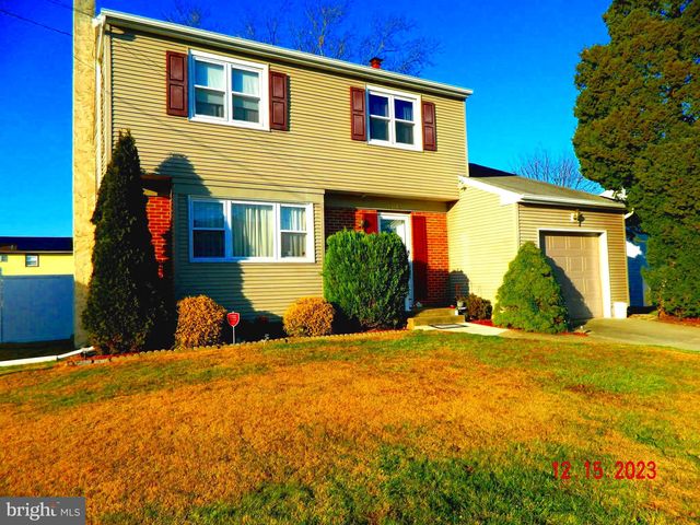 313 Chester Ave, Bellmawr, NJ 08031