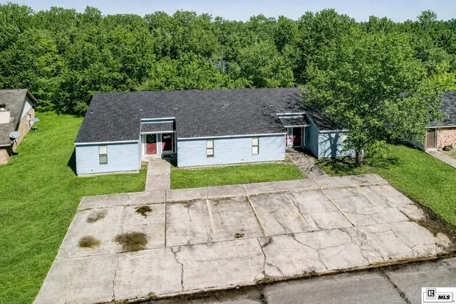 303 Woodale Dr, Monroe, LA 71203