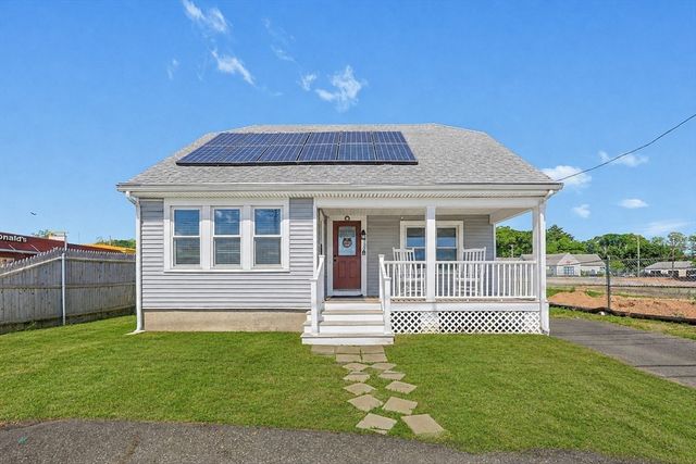 759 Newport Ave, Attleboro, MA 02703