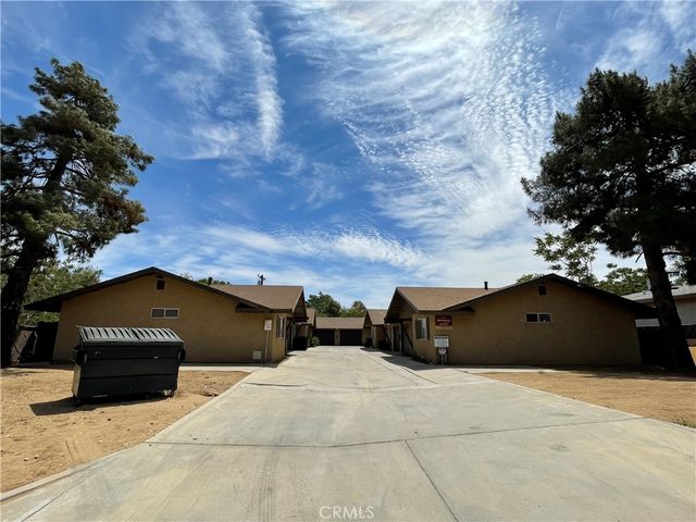 7467 Bannock Trl, Yucca Valley, CA 92284