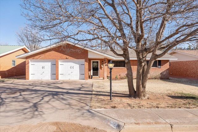 508 18th St, Seagraves, TX 79359