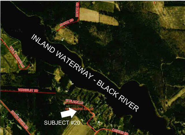 8667 W  Black Ln, Cheboygan, MI 49721