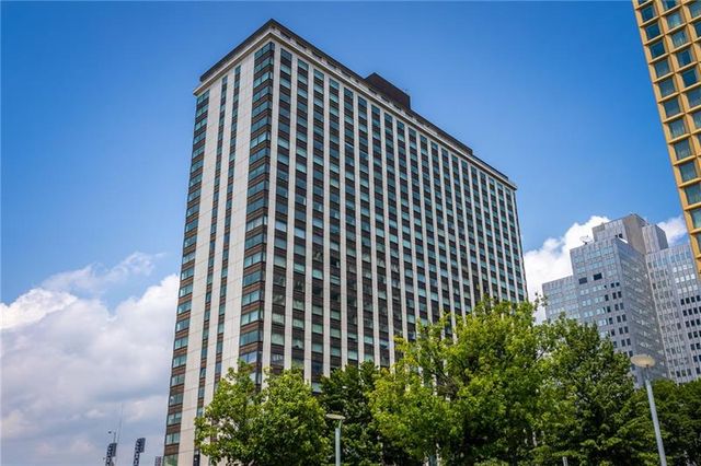 320 Fort Duquesne Blvd #7G, Pittsburgh, PA 15222