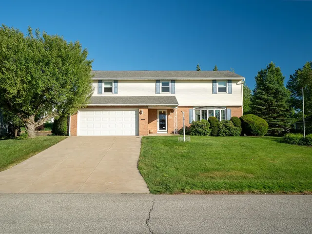 2431 W  36th St, Erie, PA 16506