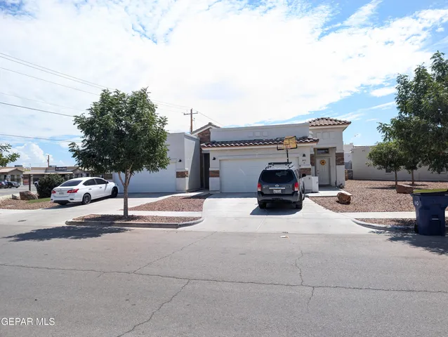 3484 Dana Grey Dr #A, El Paso, TX 79938