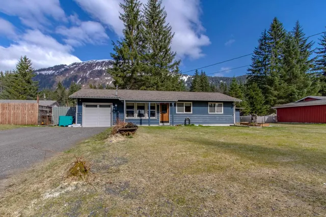 3720 El Camino St, Juneau, AK 99801