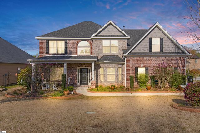41 Lazy Willow Dr, Simpsonville, SC 29680