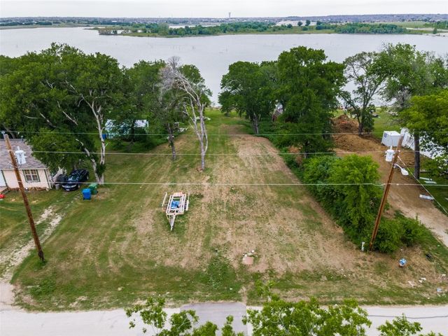 4565 N  Shore Dr, The Colony, TX 75056