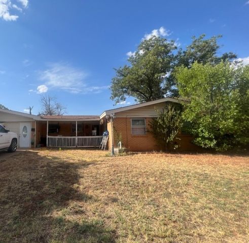 1307 Grand Ave, Sweetwater, TX 79556