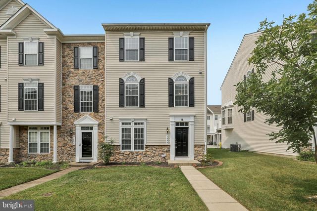 7644 Sandhurst Ln, Hanover, MD 21076