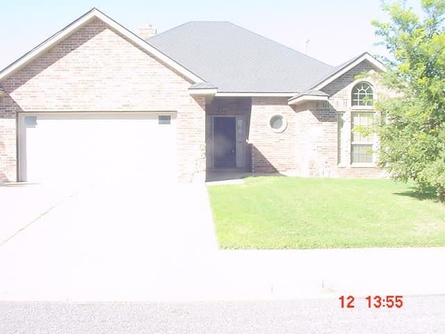 427 Hickory St, Hereford, TX 79045
