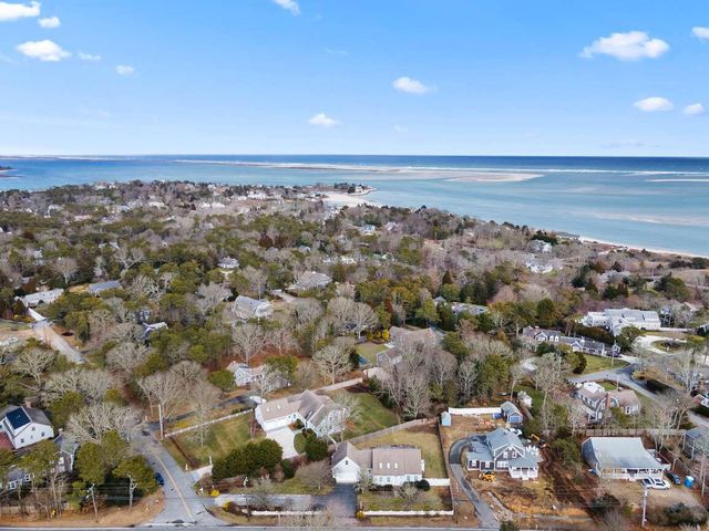 98 Orleans Road, North Chatham, MA 02650
