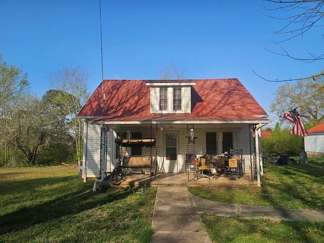 730 Rickman Rd, Livingston, TN 38570