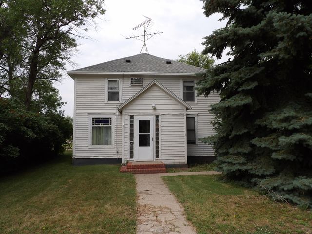 720 2nd Ave, Ipswich, SD 57451