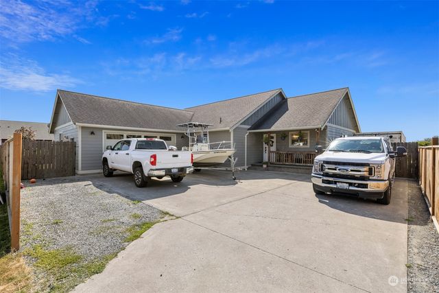 503 West View Place, Nooksack, WA 98276