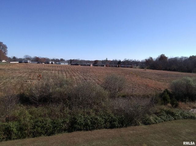 600 W  Meadow Acres Dr, Mc Leansboro, IL 62859