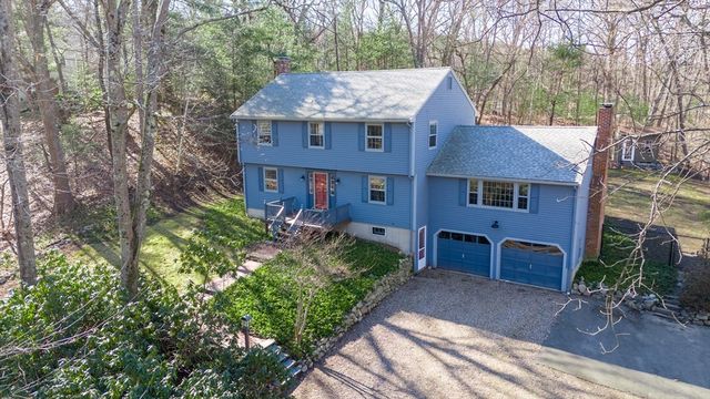 19 Brookside Rd, Topsfield, MA 01983