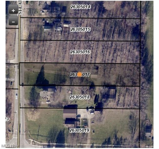 Stearns Rd, Olmsted Falls, OH 44138