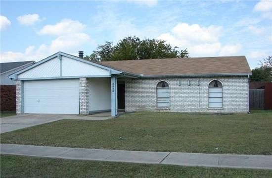 5553 King Dr, The Colony, TX 75056