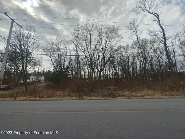 3102 Market St, Pittston, PA 18640