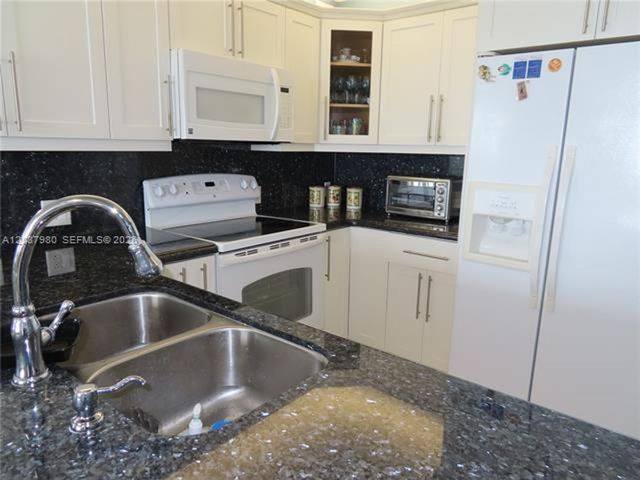 5701 Collins Ave #CU-304, Miami Beach, FL 33140