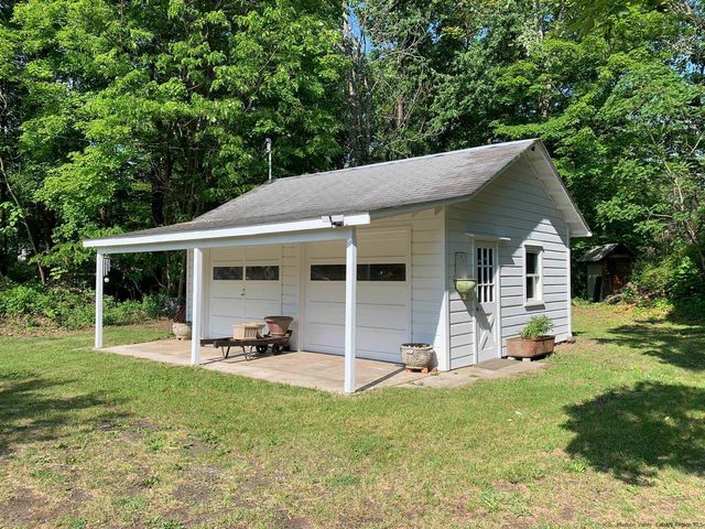 1062 Broadway Route 9W, Esopus, NY 12487