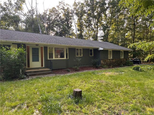 149 Hillyndale Rd, Mansfield, CT 06268
