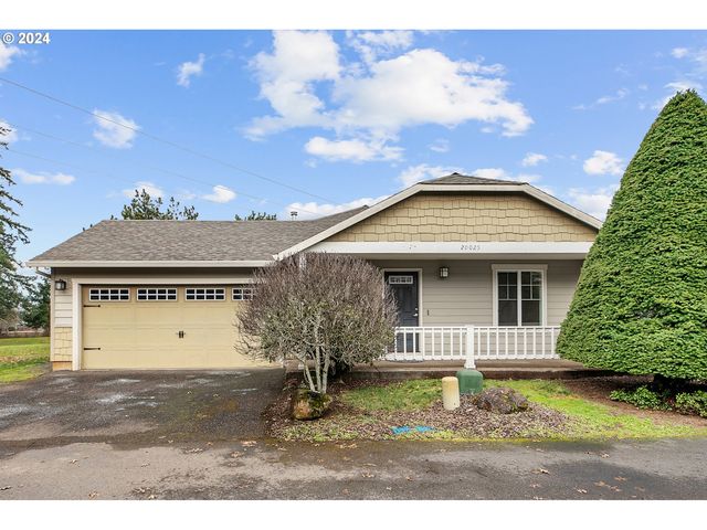 20025 Mossy Meadows Ave, Oregon City, OR 97045