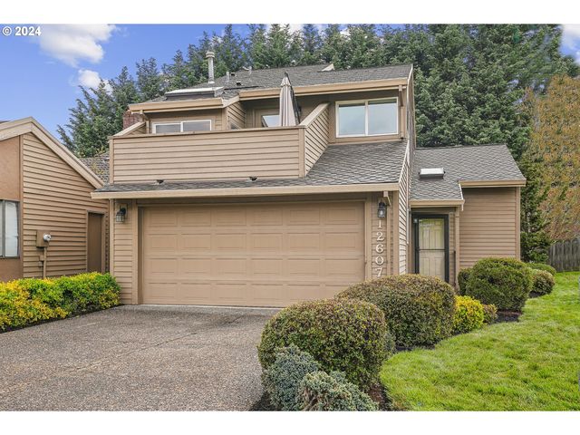 12607 SW Barberry Dr, Beaverton, OR 97008