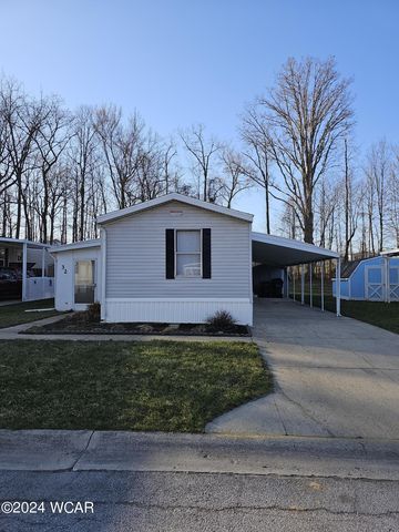 32 Lakeside Dr, Lima, OH 45804