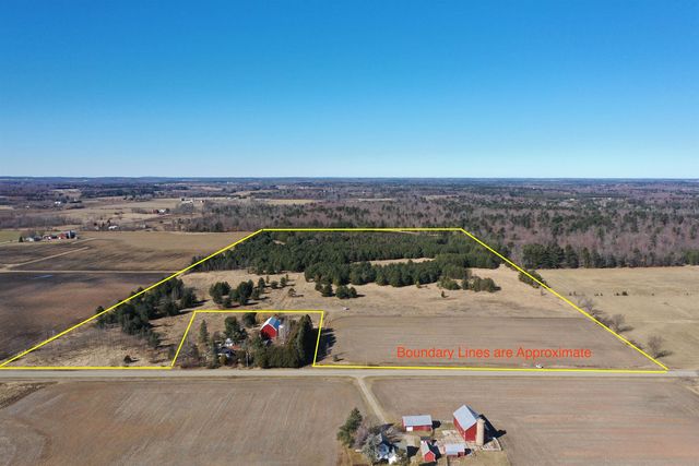 H H County Rd, Fremont, WI 54940