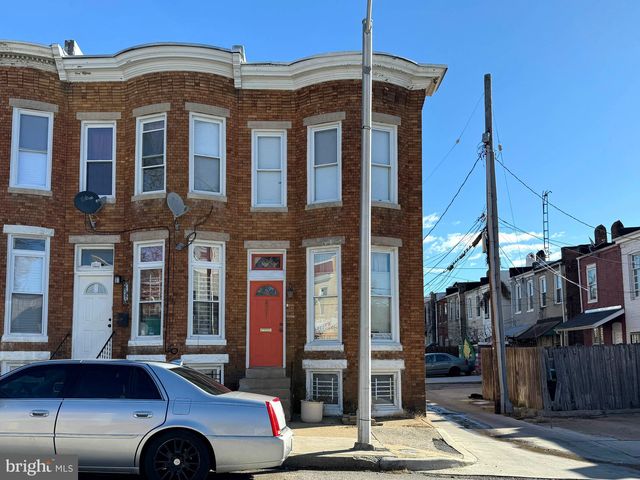 2501 Barclay St, Baltimore, MD 21218