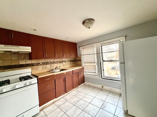 Address Not Disclosed, Hempstead, NY 11550