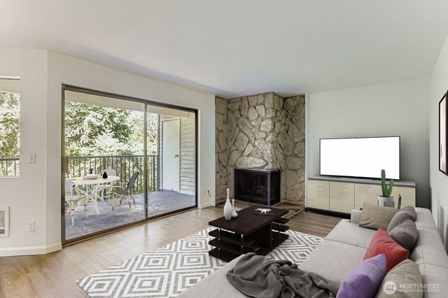 830 Kirkland Way #204, Kirkland, WA 98033