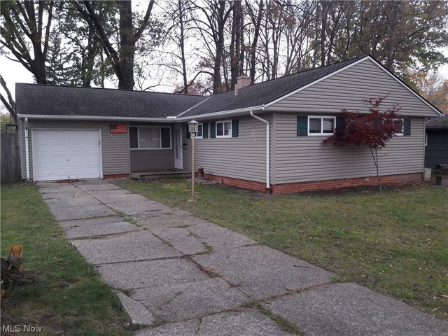 6424 Fordwick Rd, Parma Heights, OH 44130