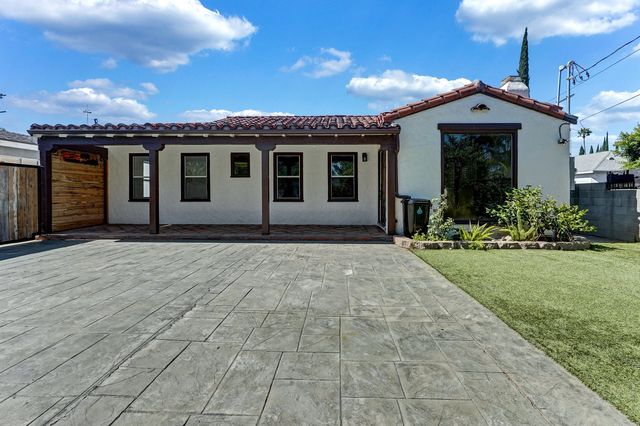 15340 Cohasset St, Van Nuys, CA 91406