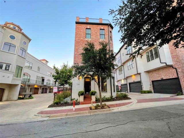 406 Mills St, Fort Worth, TX 76102