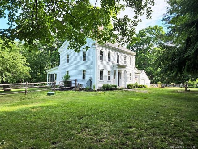 260 Rock House Rd, Easton, CT 06612