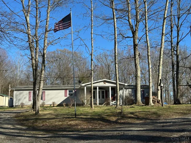 3960 Rapid Forge Rd, Bainbridge, OH 45612