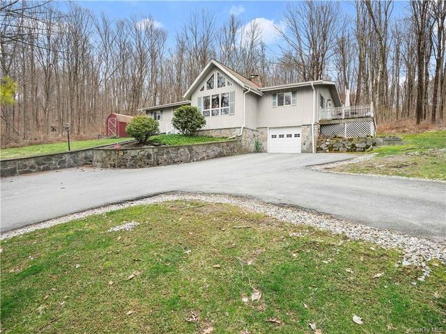 11 Equestrian Acres Lane, Brewster, NY 10509